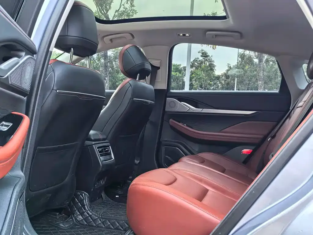 Lincoln Z 2023 из CN, фото 8