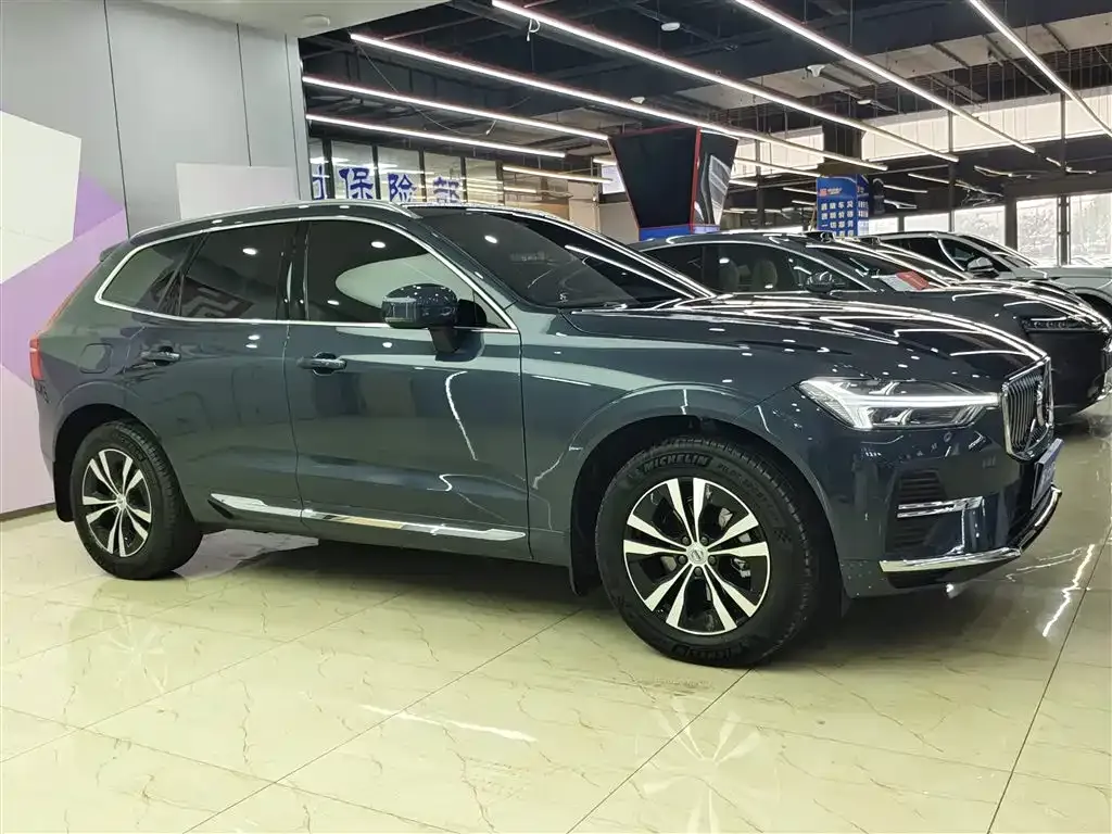 Volvo XC60 — фото 3