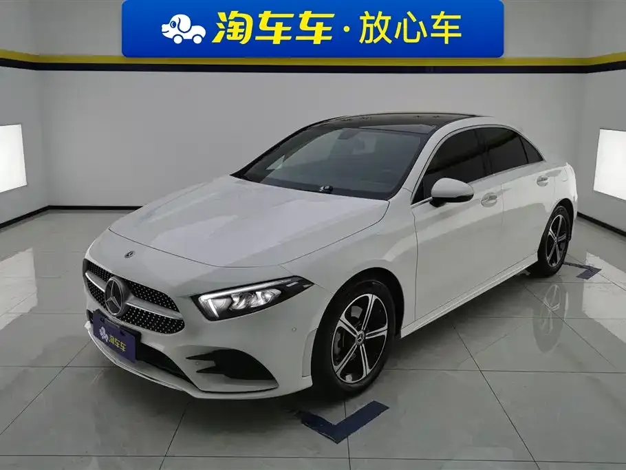 Mercedes-Benz A-Class 2023 из CN, фото 1