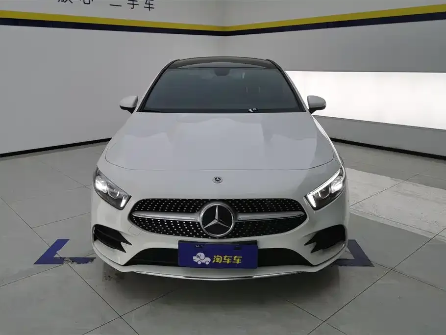 Mercedes-Benz A-Class 2023 из CN, фото 2