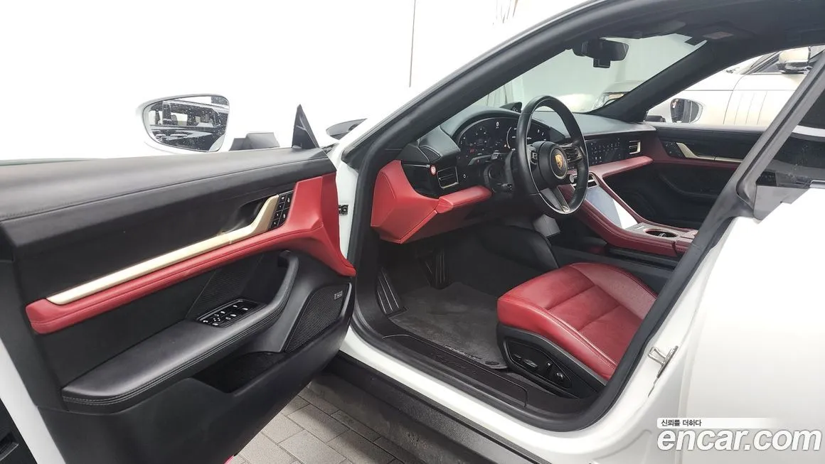 Porsche Taycan 2022 из KR, фото 10