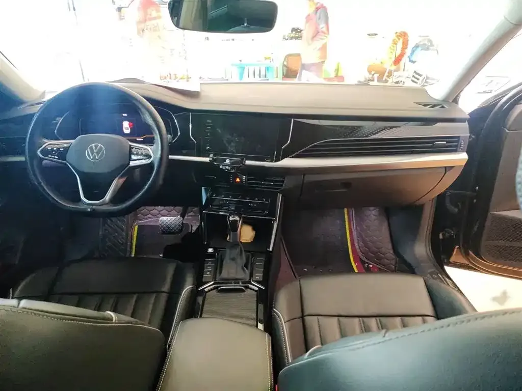 Volkswagen Passat 2023 из CN, фото 10