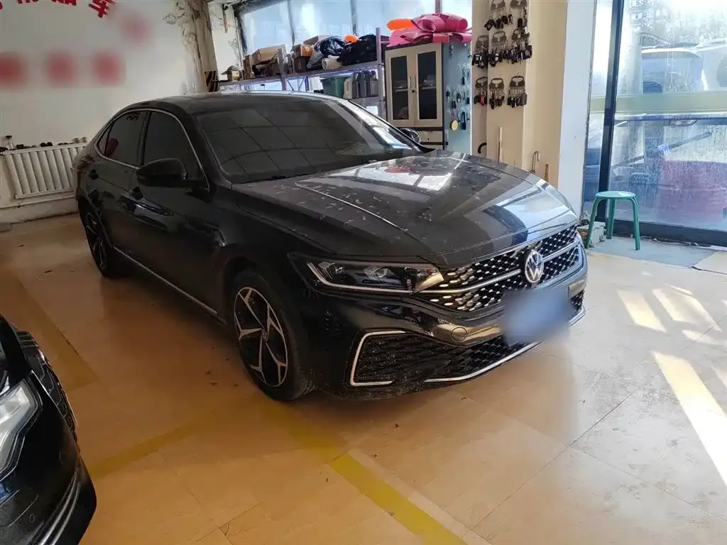 Volkswagen Passat 2023 из CN, фото 3