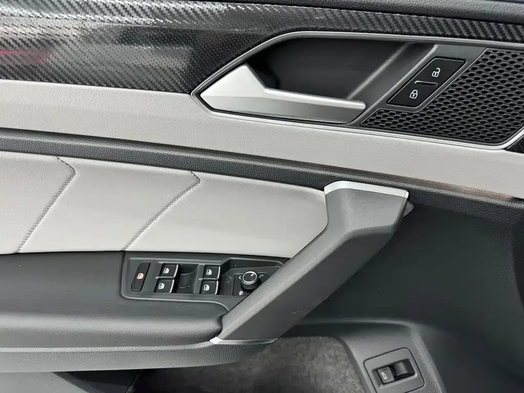 Volkswagen Tayron 2022 из CN, фото 7