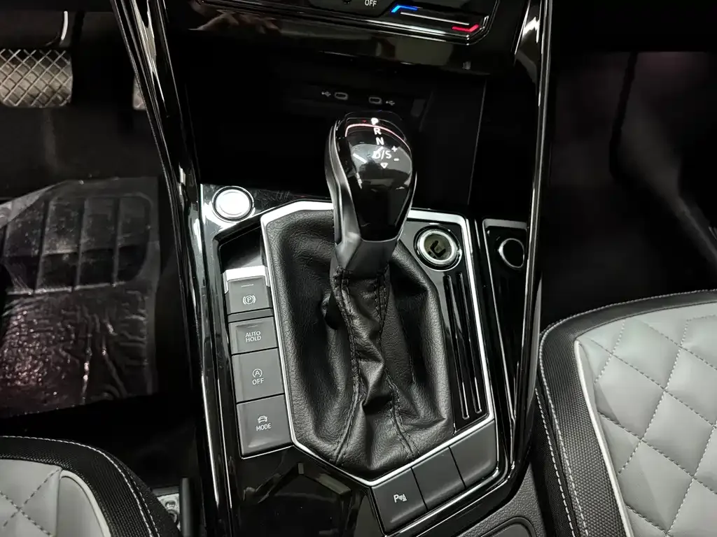 Volkswagen Tayron 2022 из CN, фото 8