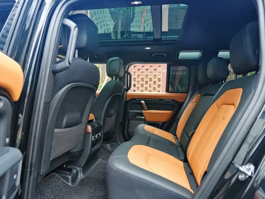 Land Rover Defender 2025 из CN, фото 9