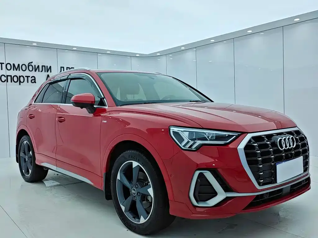 Audi Q3 2021 из CN, фото 3