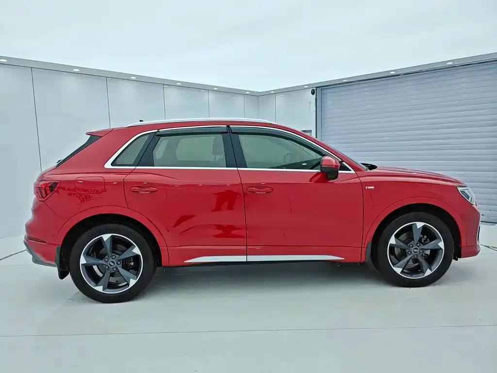 Audi Q3 2021 из CN, фото 9
