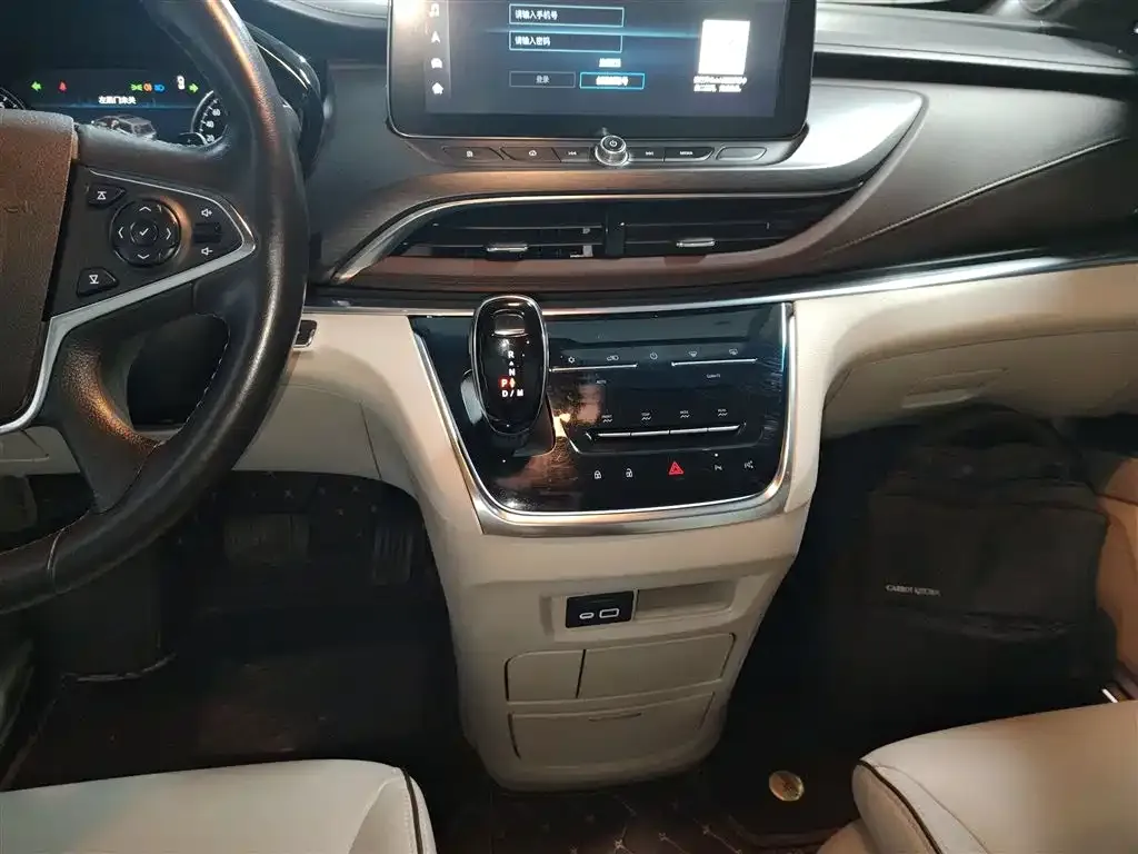 Buick GL8 2022 из CN, фото 7