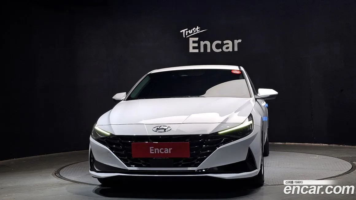 Hyundai AVANTE — фото 3