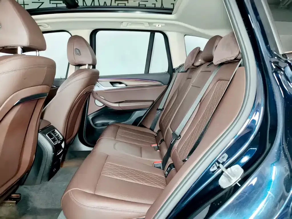 BMW X3 2024 из CN, фото 10