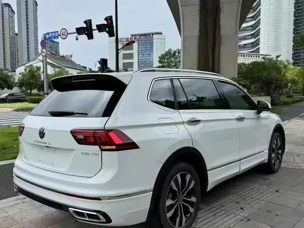 Volkswagen Tiguan L 2024 из CN, фото 8