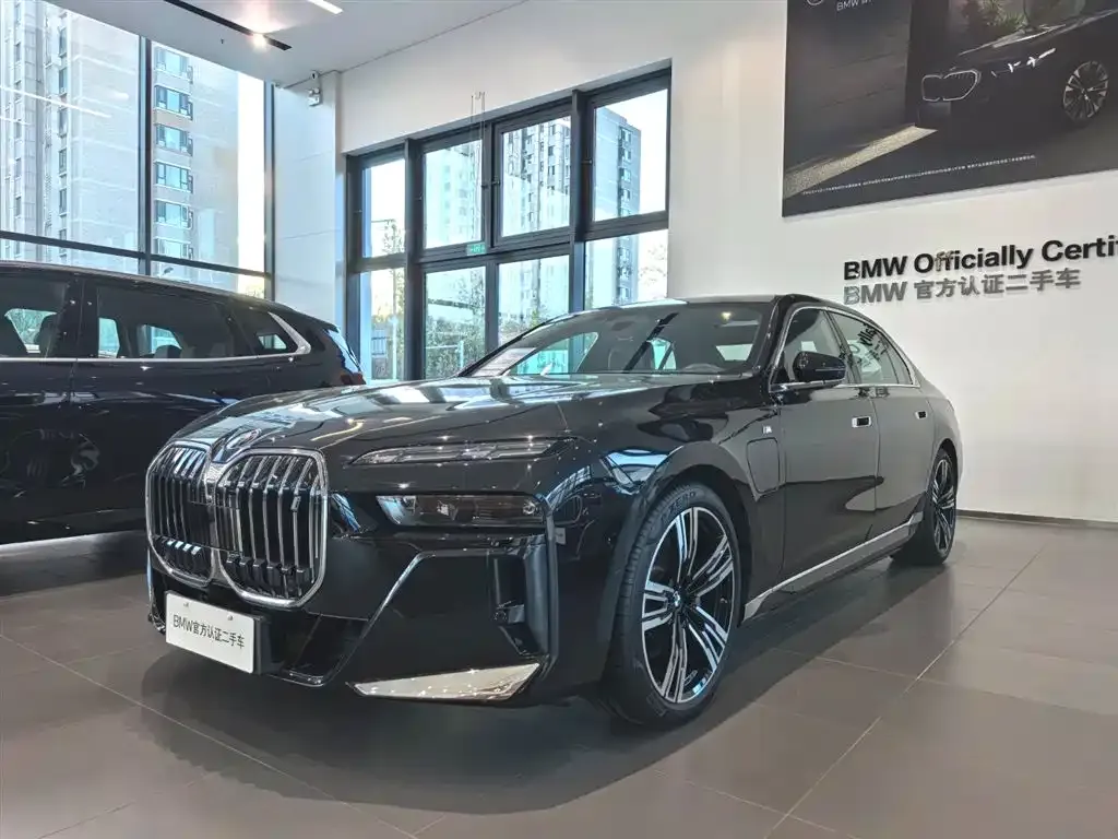 BMW i7 2025 из CN, фото 1