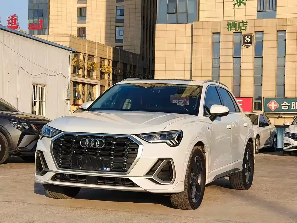 Audi Q3 2022 из CN, фото 1