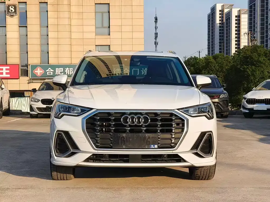 Audi Q3 2022 из CN, фото 2