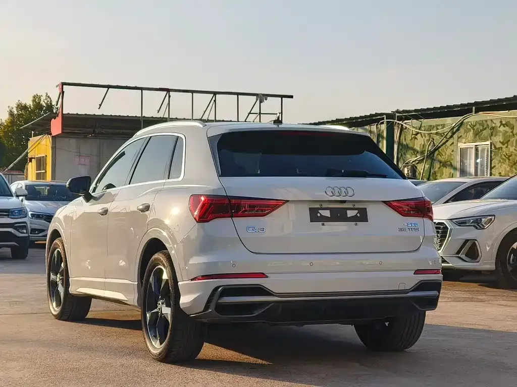 Audi Q3 2022 из CN, фото 7