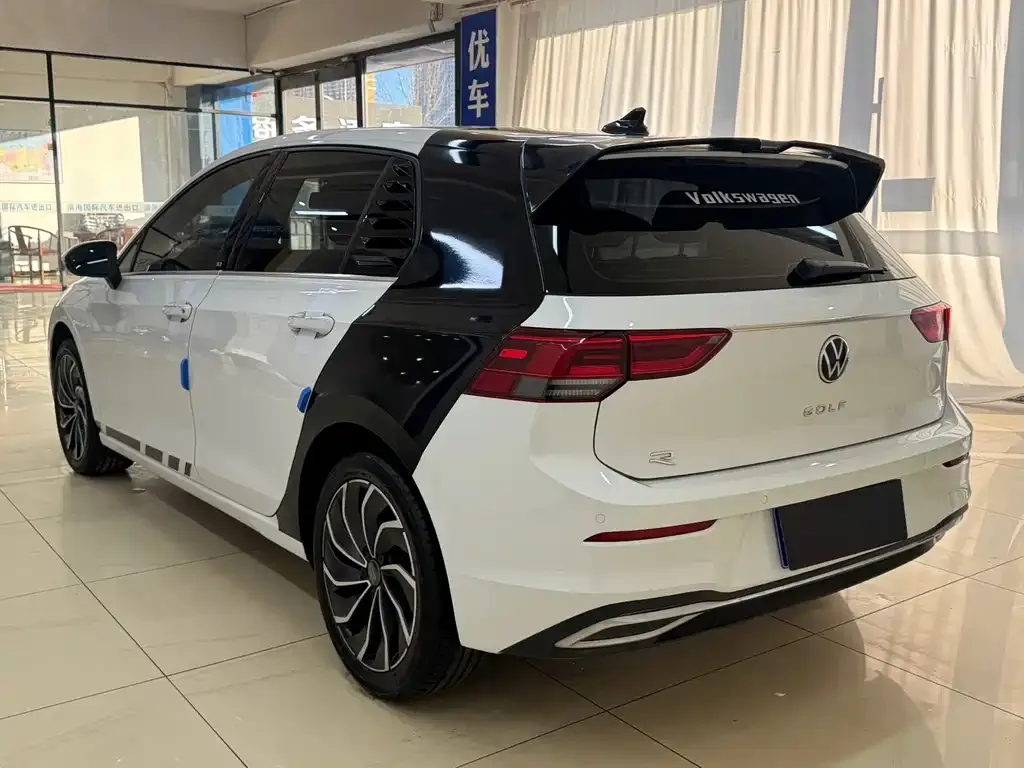 Volkswagen Golf 2021 из CN, фото 4