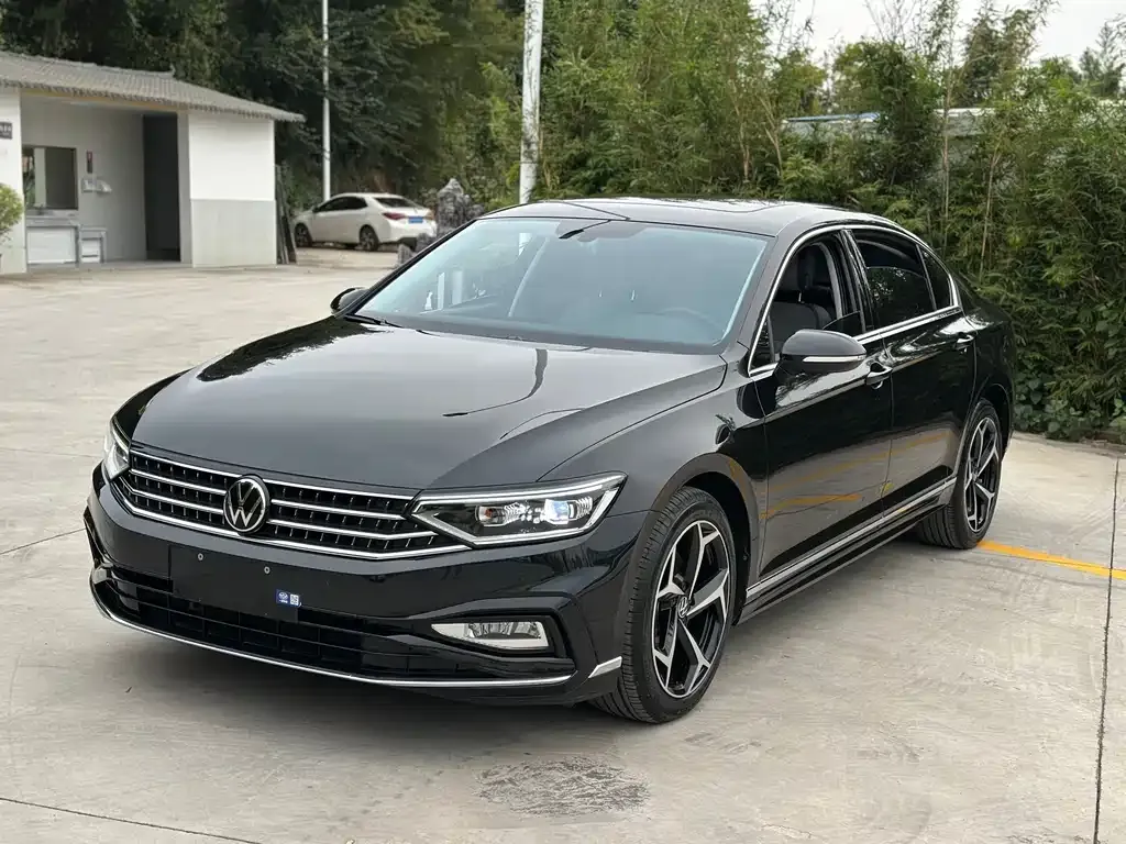 Volkswagen Magotan 2023 из CN, фото 1