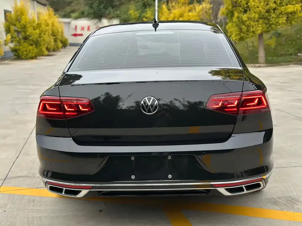 Volkswagen Magotan 2023 из CN, фото 8