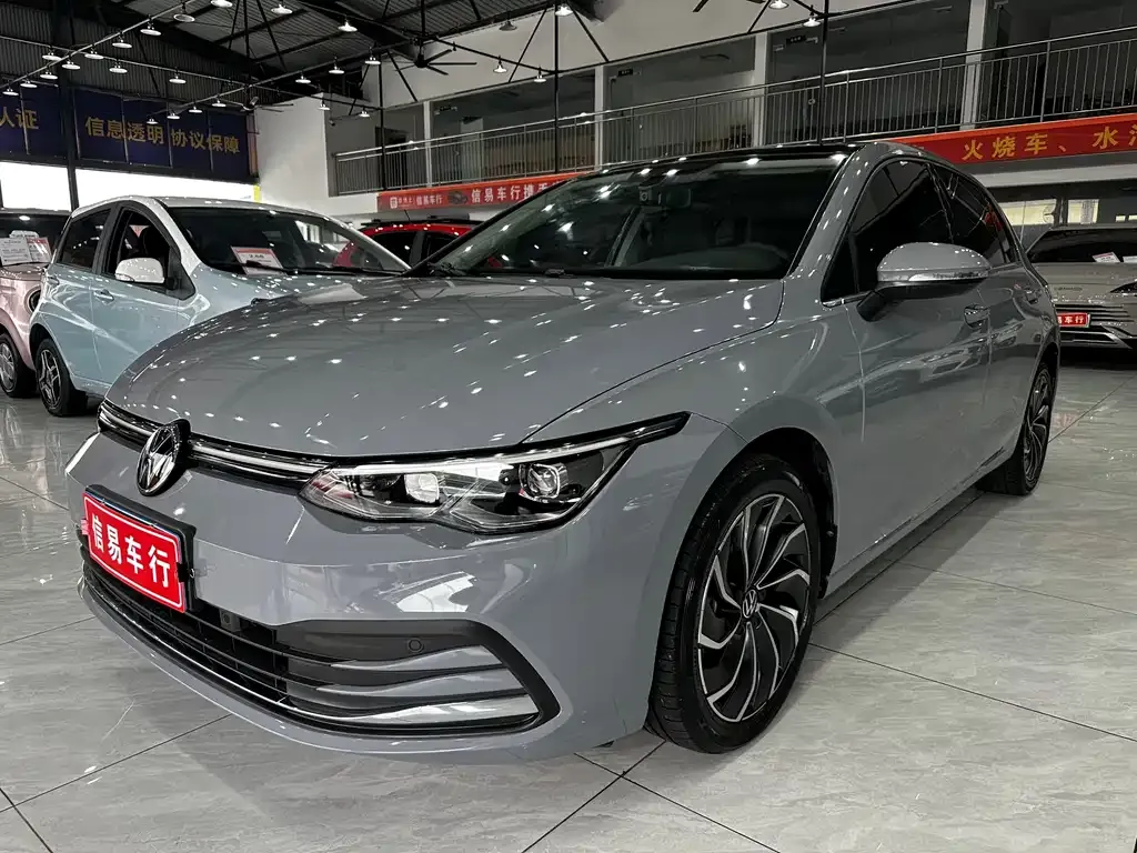 Volkswagen Golf 2022 из CN, фото 1