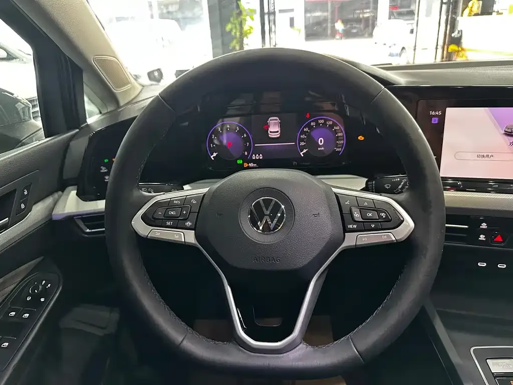 Volkswagen Golf 2022 из CN, фото 9