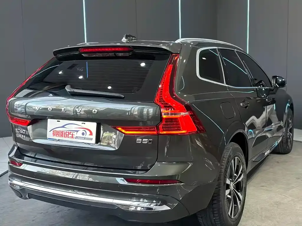 Volvo XC60 2022 из CN, фото 6