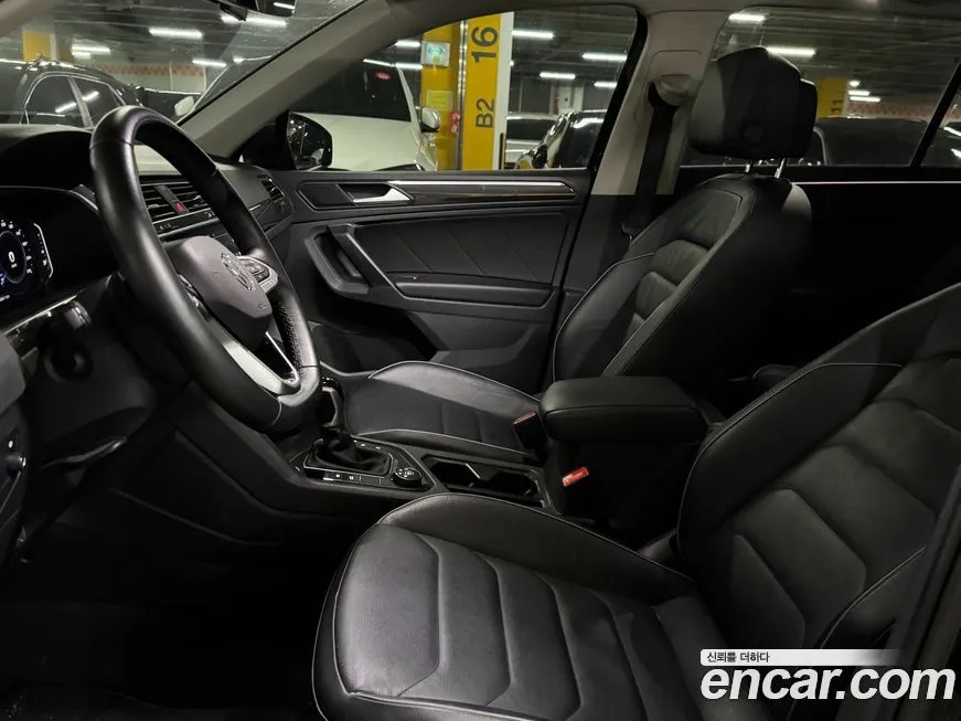 Volkswagen Tiguan 2021 из KR, фото 10