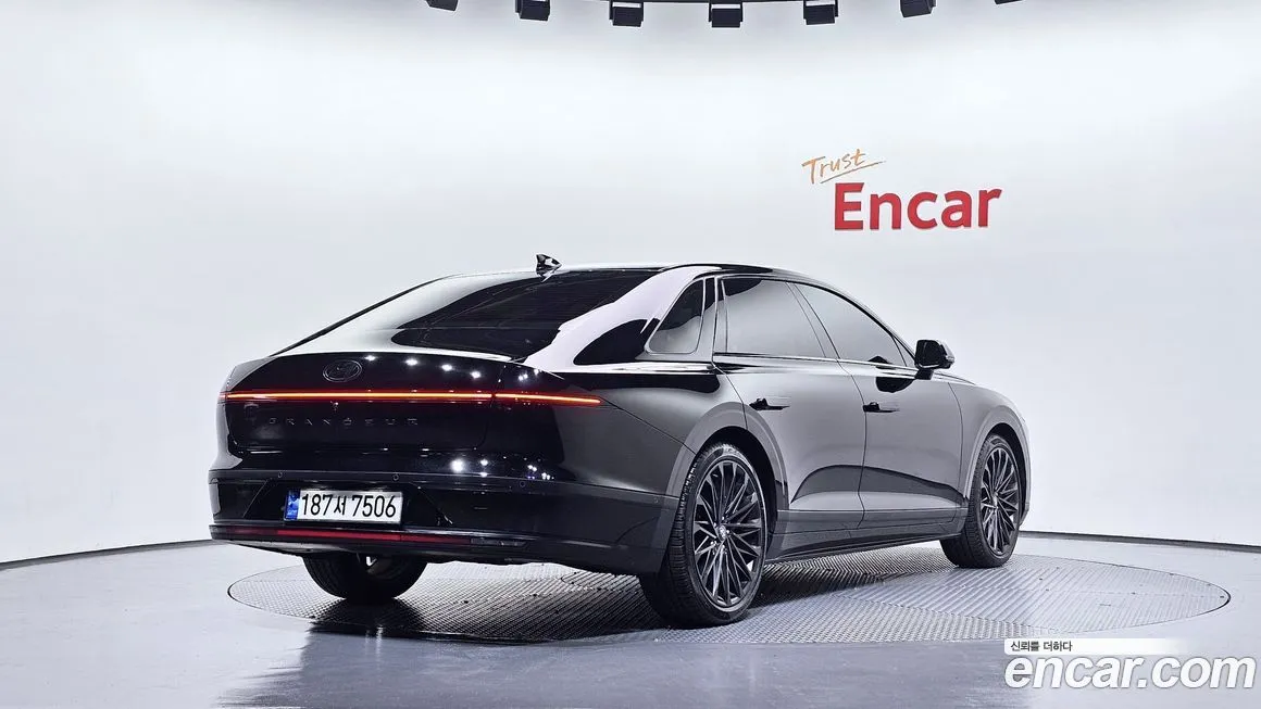 Hyundai Grandeur 2023 из KR, фото 2