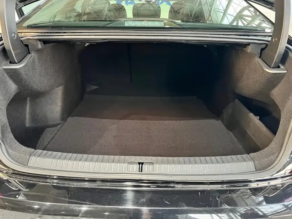 Volkswagen Passat — фото 10