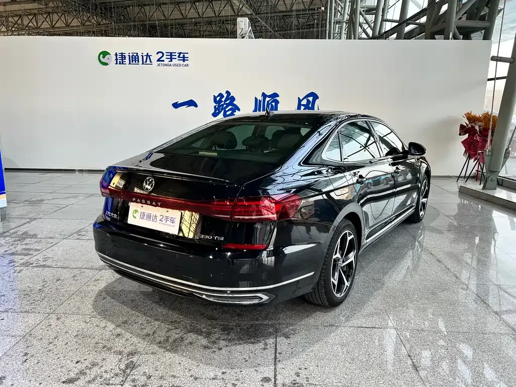Volkswagen Passat — фото 2