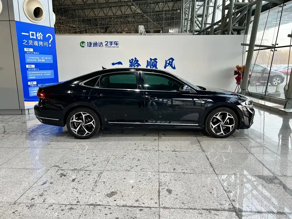 Volkswagen Passat — фото 3