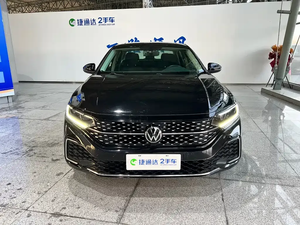 Volkswagen Passat — фото 5