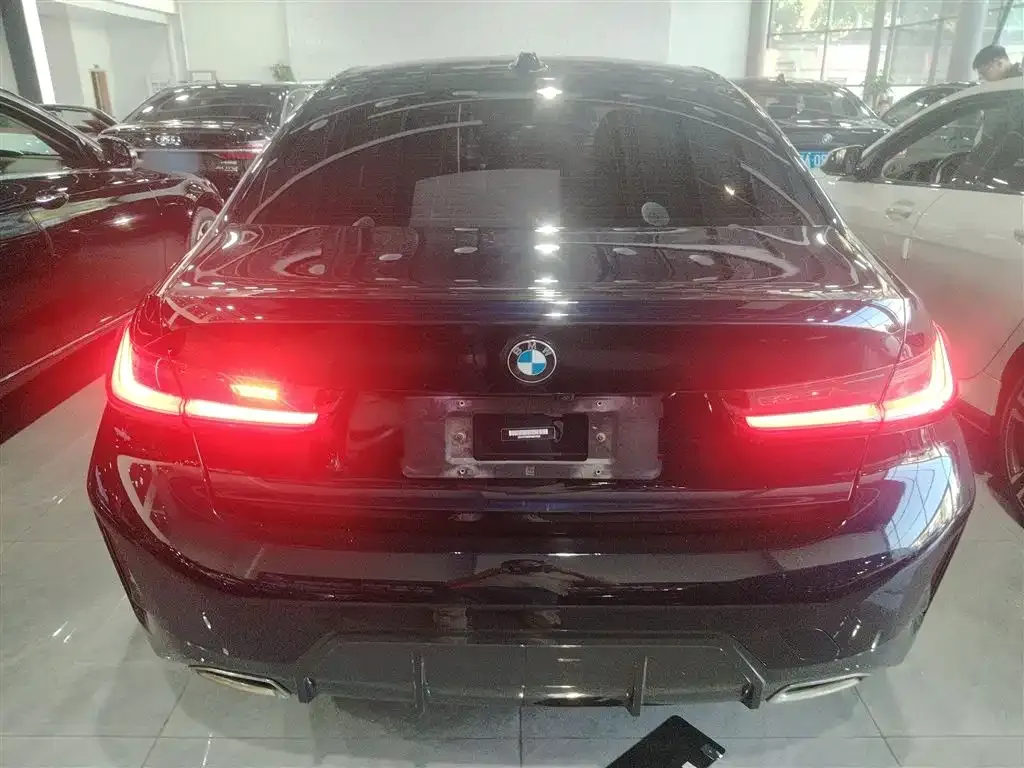 BMW 3 Series 2023 из CN, фото 6