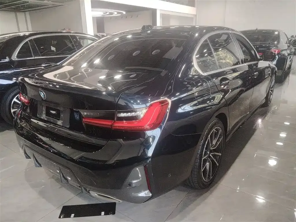 BMW 3 Series 2023 из CN, фото 7