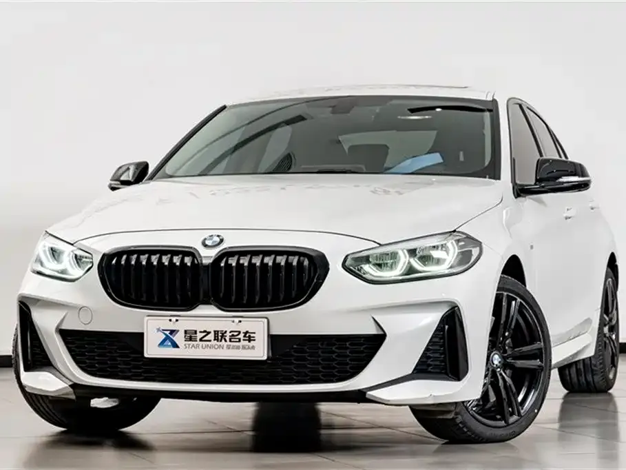 BMW 1 Series 2022 из CN, фото 3