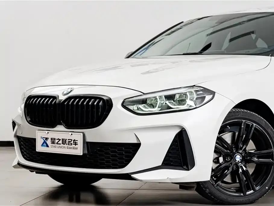 BMW 1 Series 2022 из CN, фото 4