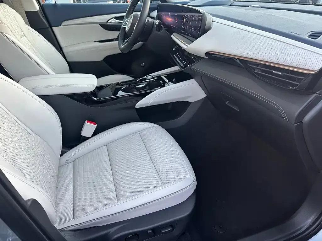 Buick Envision Plus 2024 из CN, фото 10