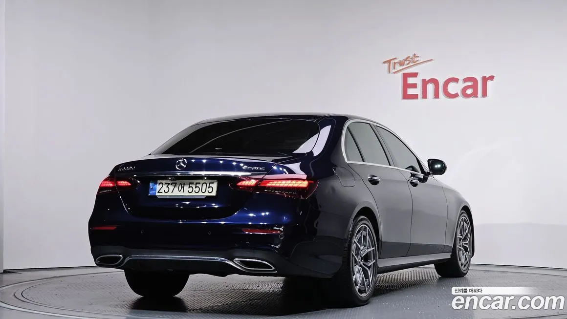 Mercedes-Benz E-Class 2021 из KR, фото 2