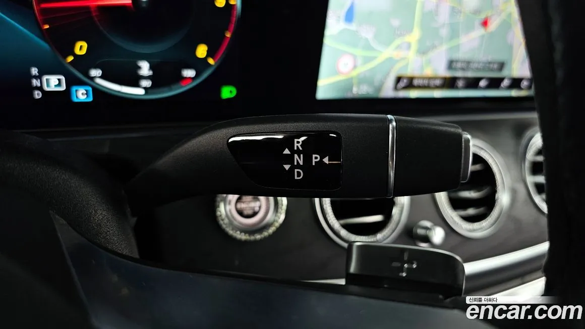 Mercedes-Benz E-Class 2021 из KR, фото 9
