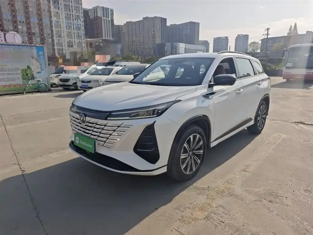 Changan CS75PLUS 2024 из CN, фото 2