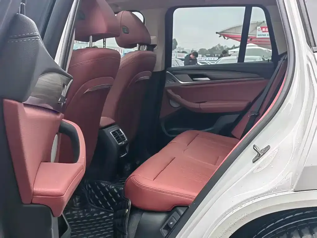 BMW X3 2024 из CN, фото 6