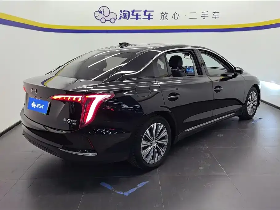 Hongqi E-QM5 2024 из CN, фото 3