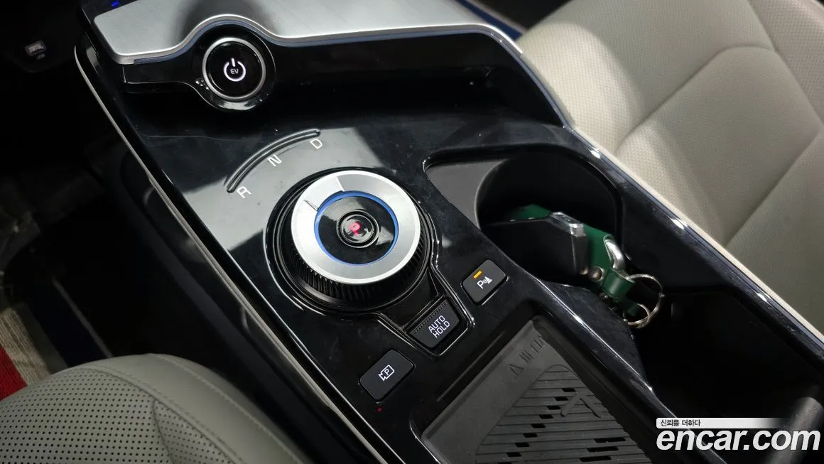 Kia EV6 — фото 9