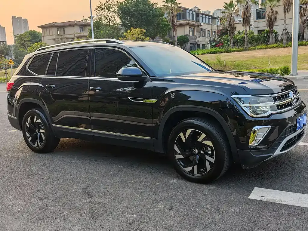 Volkswagen Teramont 2024 из CN, фото 3