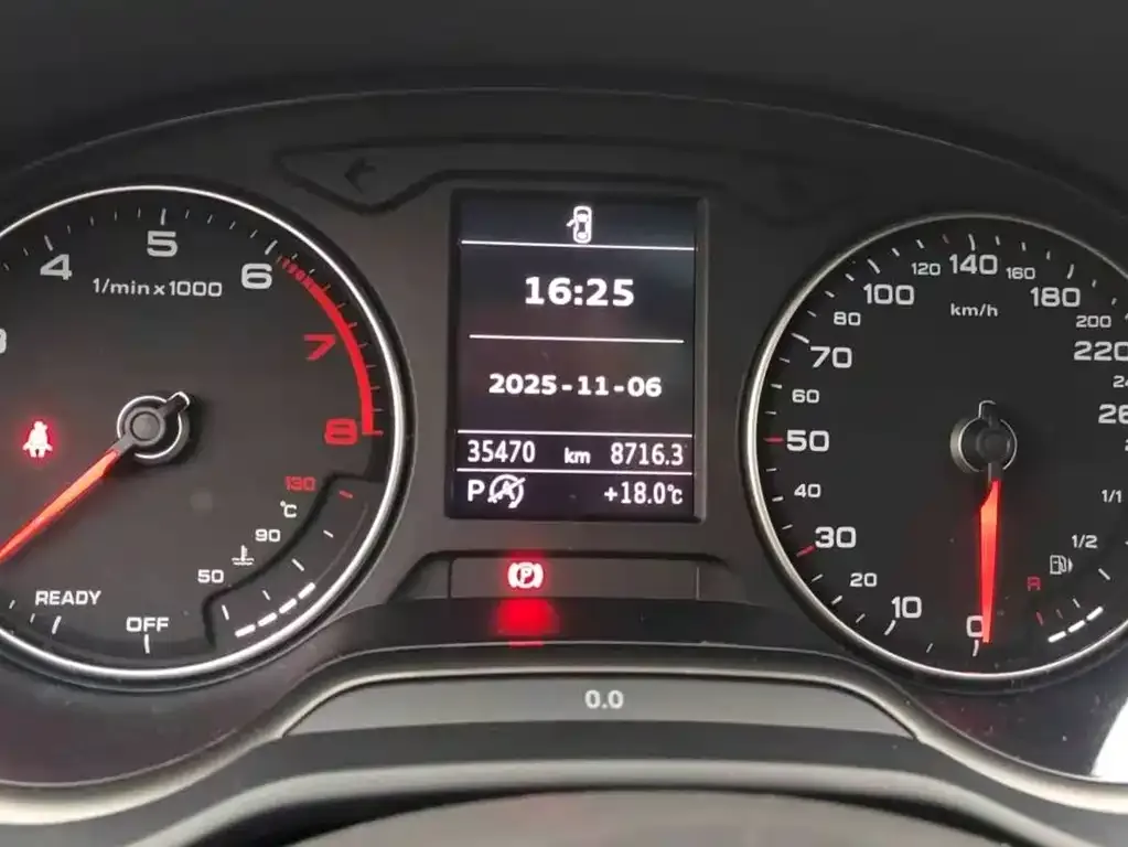 Audi Q2L 2021 из CN, фото 4