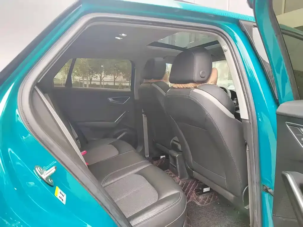 Audi Q2L 2021 из CN, фото 6
