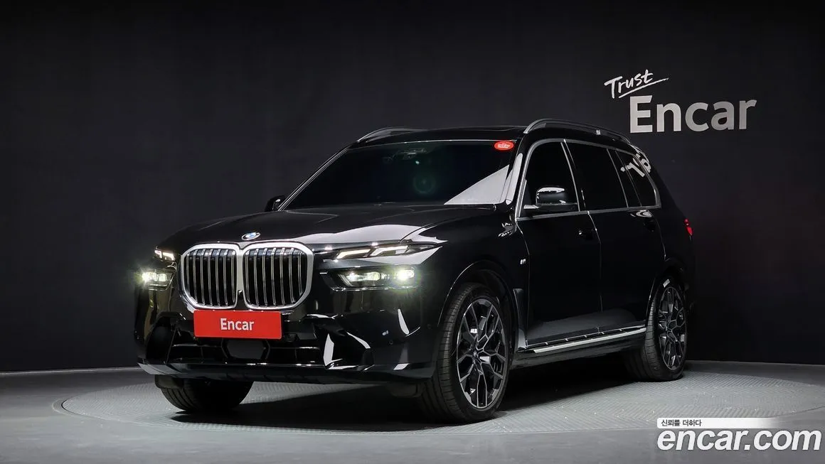 BMW X7 — фото 1
