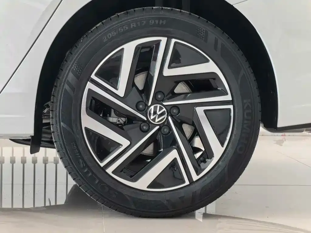 Volkswagen Sagitar 2023 из CN, фото 9