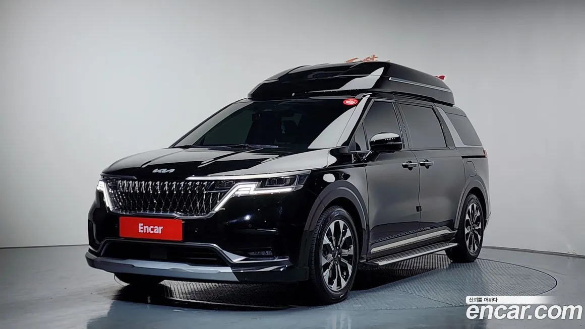 Kia Carnival — фото 1