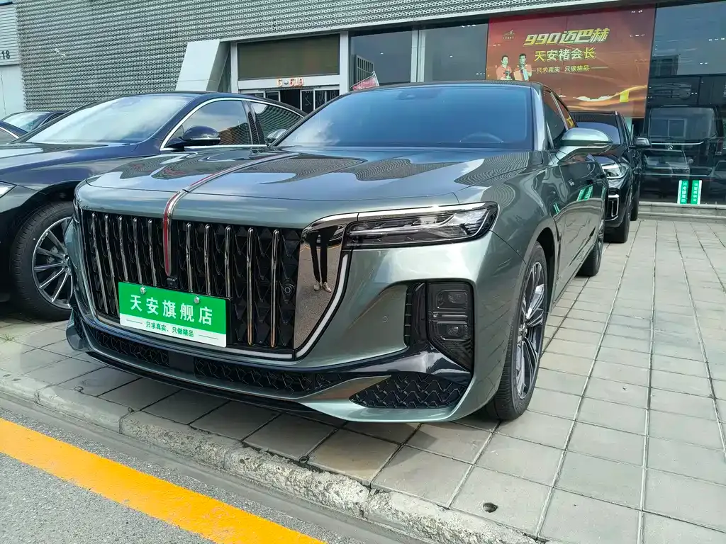 Hongqi H9 — фото 1